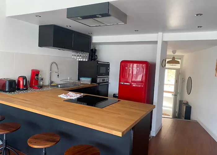 La Marina Du Bonheur *